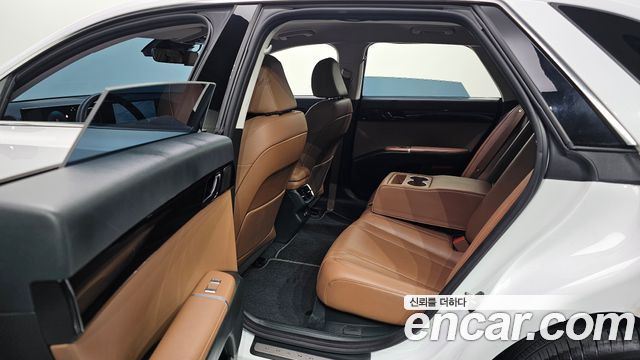 Hyundai Grandeur 2023 — photo 18