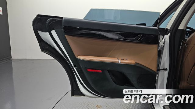 Hyundai Grandeur 2023 — photo 15