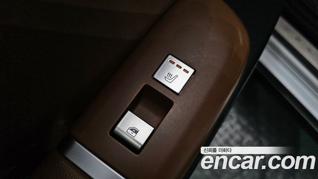 Hyundai Grandeur 2023 — photo 29