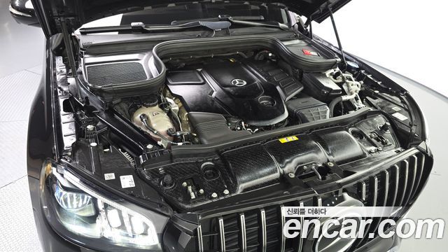 Mercedes-Benz GLS-Class 2023 — photo 6
