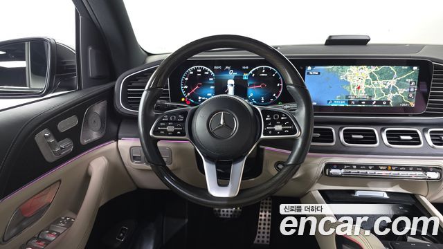 Mercedes-Benz GLS-Class 2023 — photo 19