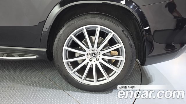 Mercedes-Benz GLS-Class 2023 — photo 7