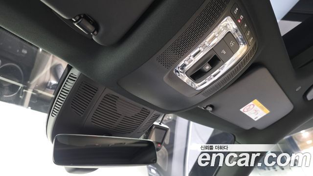 Mercedes-Benz GLS-Class 2023 — photo 34