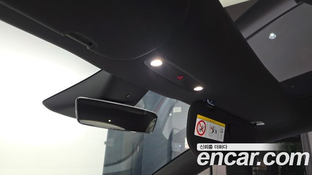 Tesla Model Y 2026 — photo 31