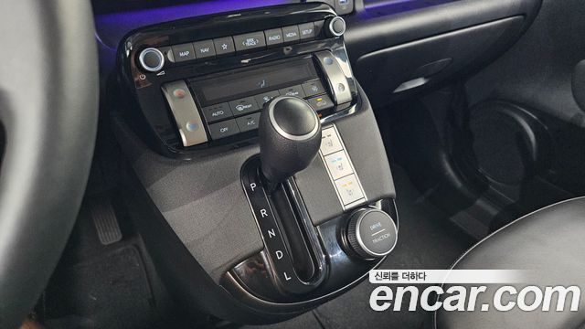 Hyundai Casper 2023 — photo 12