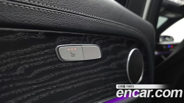 Mercedes-Benz E-Class 2023 — photo 27