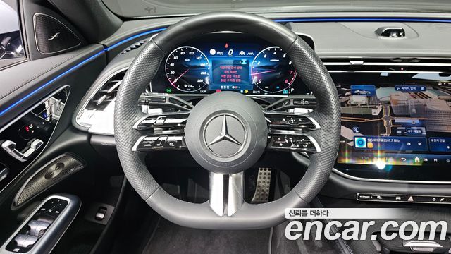 Mercedes-Benz E-Class 2024 — photo 19