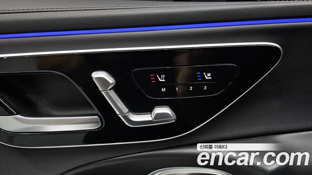 Mercedes-Benz E-Class 2024 — photo 23
