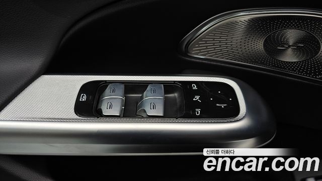 Mercedes-Benz E-Class 2024 — photo 24