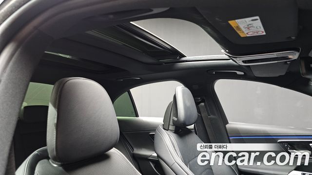 Mercedes-Benz E-Class 2024 — photo 33
