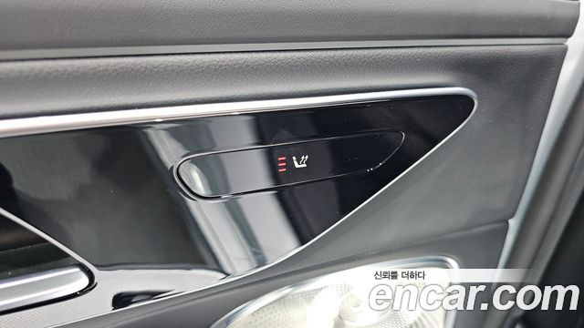 Mercedes-Benz E-Class 2024 — photo 34