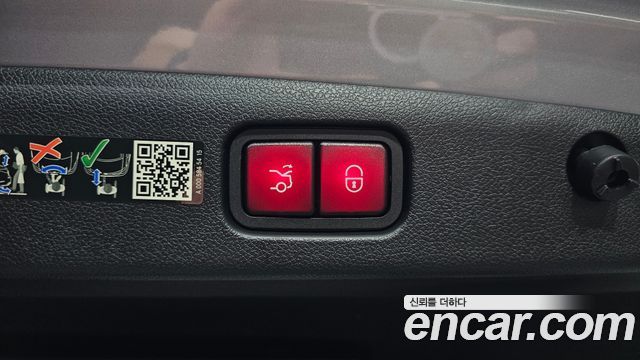 Mercedes-Benz E-Class 2024 — photo 37