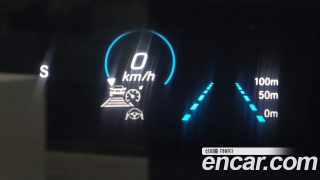 Mercedes-Benz E-Class 2022 — photo 20