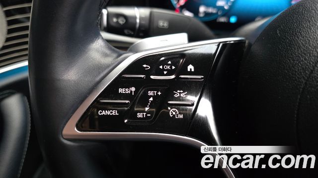Mercedes-Benz E-Class 2022 — photo 25