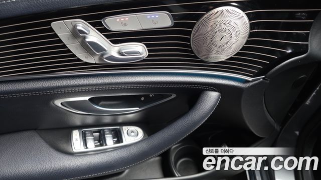 Mercedes-Benz E-Class 2022 — photo 31