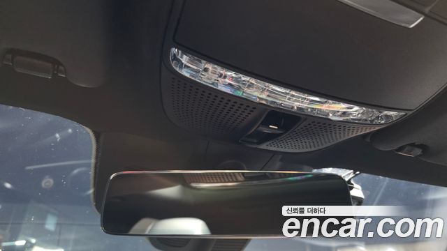 Mercedes-Benz E-Class 2022 — photo 33