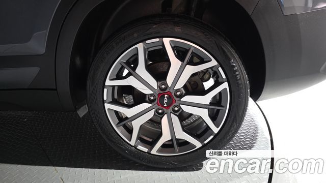 Kia Seltos 2023 — photo 7