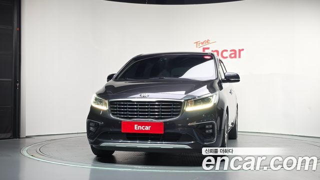Kia Canival 2019 — photo 3