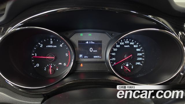 Kia Canival 2019 — photo 11