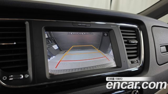 Kia Canival 2019 — photo 21