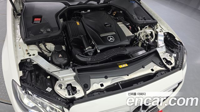 Mercedes-Benz E-Class 2018 — photo 6