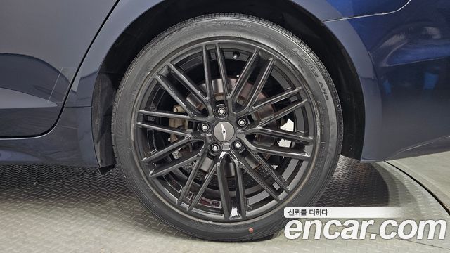 Genesis G70 2018 — photo 7