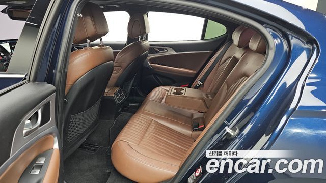 Genesis G70 2018 — photo 16