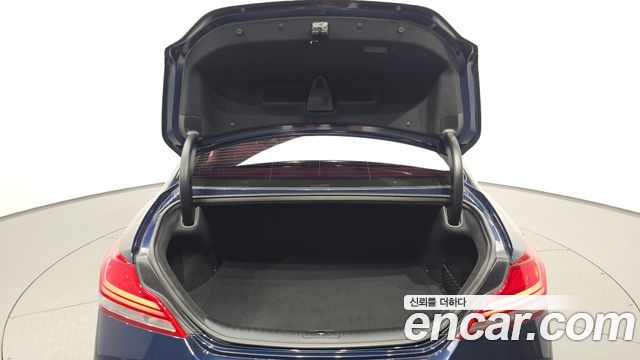 Genesis G70 2018 — photo 32