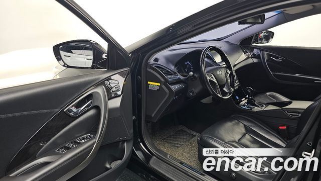 Hyundai Grandeur 2015 — photo 13