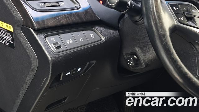 Hyundai Grandeur 2015 — photo 22