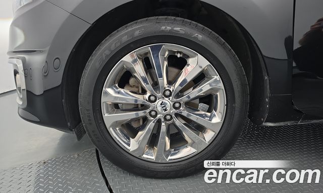 Kia Canival 2016 — photo 5