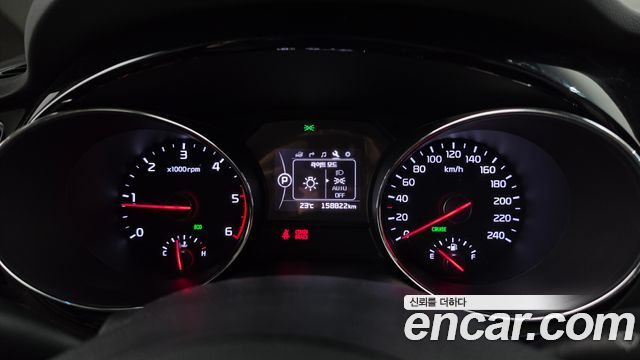 Kia Canival 2016 — photo 11