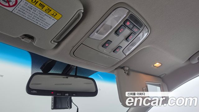 Kia Canival 2016 — photo 27
