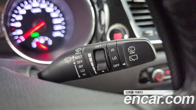 Kia Canival 2016 — photo 30