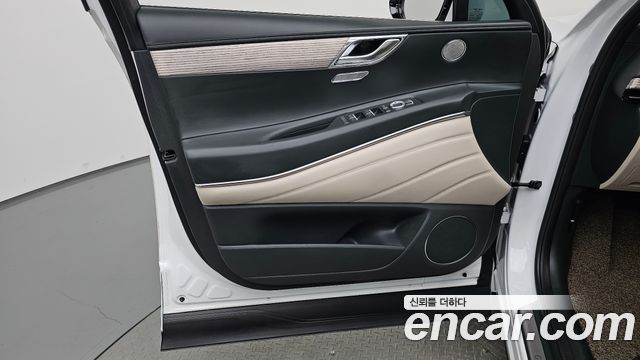 Genesis GV80 2025 — photo 14