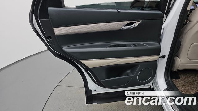 Genesis GV80 2025 — photo 15