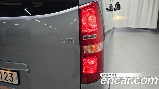Hyundai Starex 2021 — photo 9