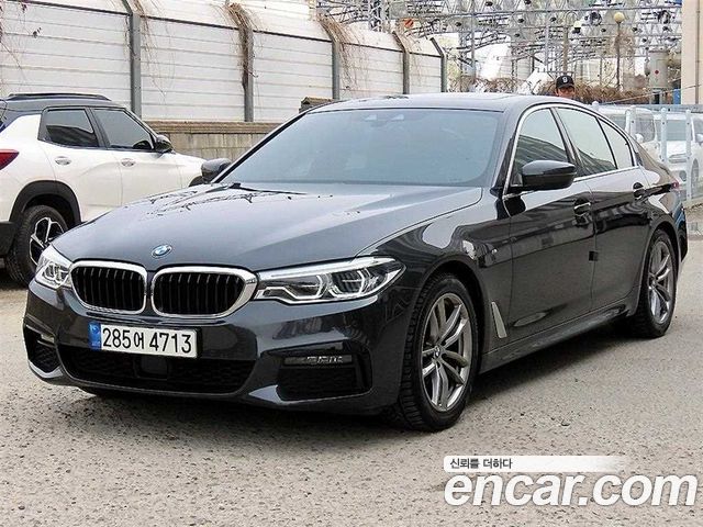 BMW 5-Series 2020 — photo 1