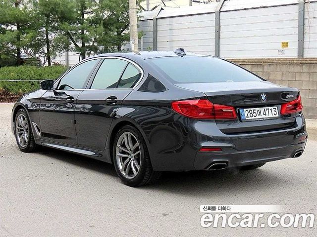 BMW 5-Series 2020 — photo 2
