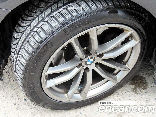 BMW 5-Series 2020 — photo 5