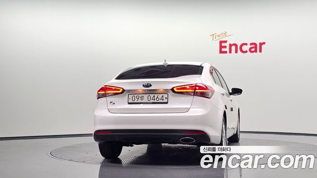 Kia K3 2017 — photo 4