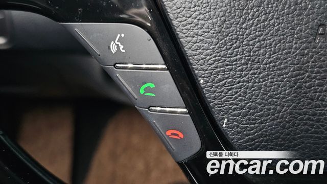 Kia K3 2017 — photo 22