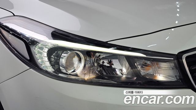 Kia K3 2017 — photo 8