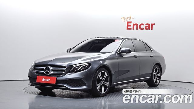 Mercedes-Benz E-Class 2018 — photo 1