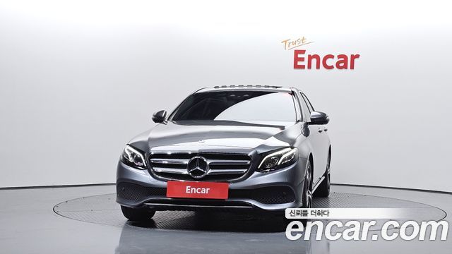 Mercedes-Benz E-Class 2018 — photo 3