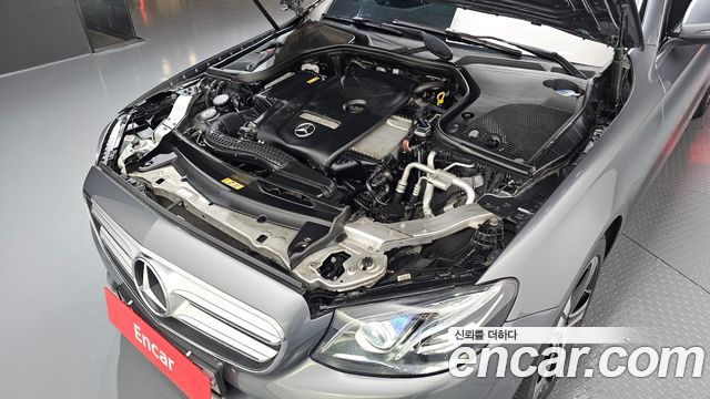 Mercedes-Benz E-Class 2018 — photo 6