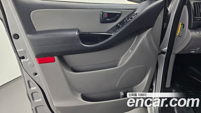Hyundai Starex 2021 — photo 14