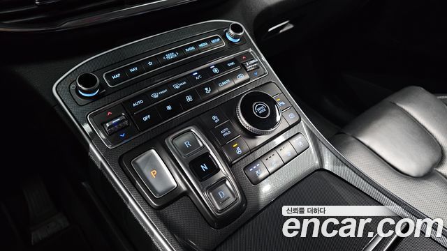 Hyundai Santafe 2021 — photo 12