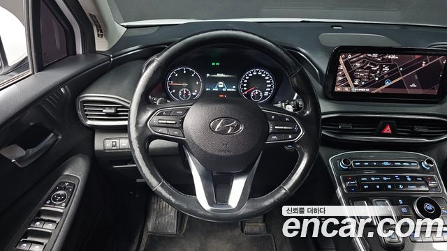 Hyundai Santafe 2021 — photo 18