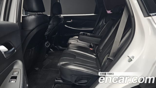 Hyundai Santafe 2021 — photo 28